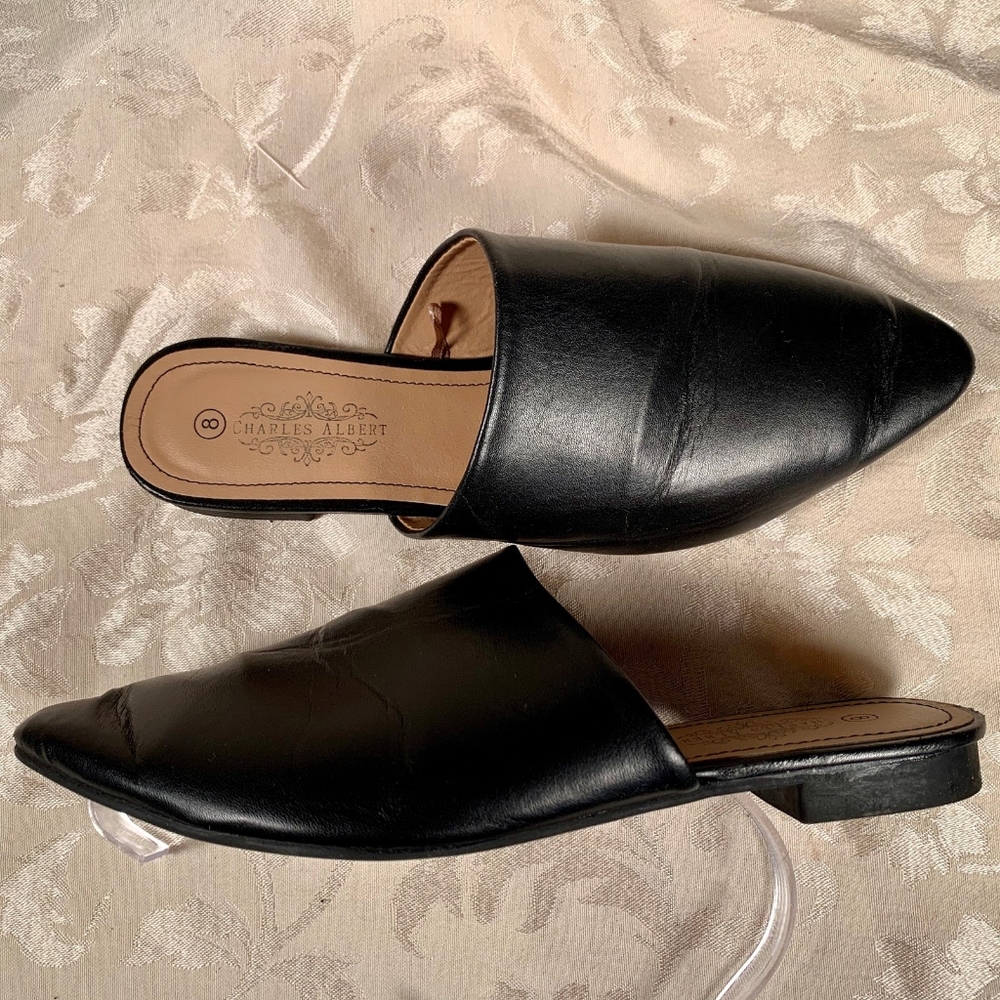 Charles Albert Black Leather Flats - Picture 2 of 3